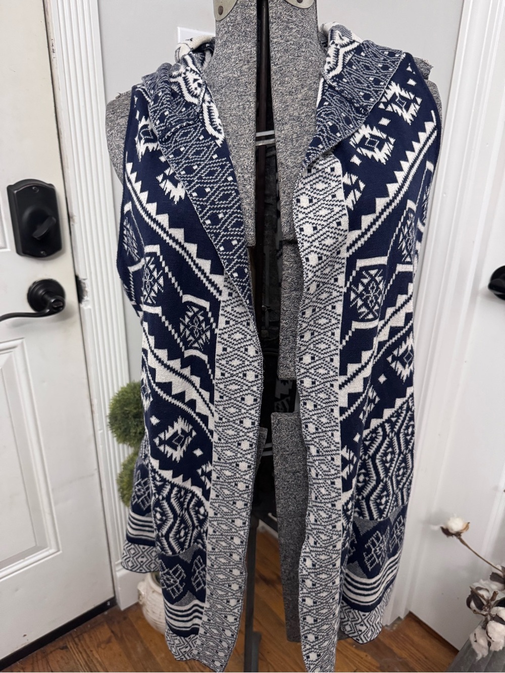 Women's Hippie Rose Navajo Print Hooded Cardigan Vest Large